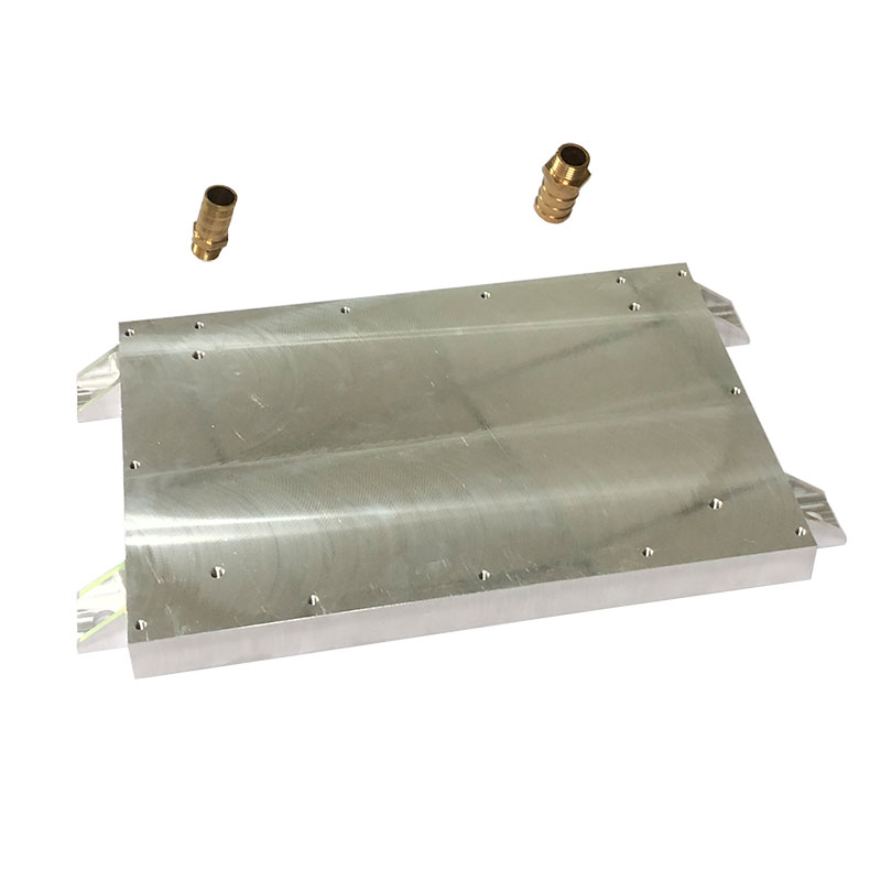 Refrigerado por agua líquida para panel solar